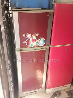 RUNNING 15 CFT WALTON fridge for sale. Includes replacement warranty.