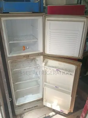 RUNNING 15 CFT WALTON fridge for sale. Includes replacement warranty.