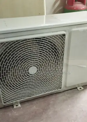 Career 1.5 টন Non-Inverter AC বিক্রয়