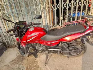 Bajaj Pulsar 150 - 2018