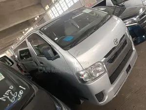 Toyota Hiace Dx GL Dual AC Pkg 2020