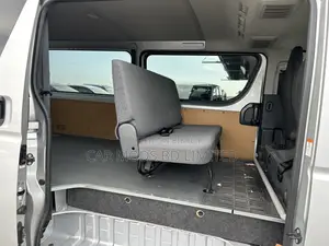 Toyota Hiace Dx GL Dual AC Pkg 2020