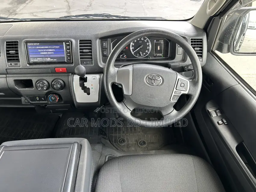 Toyota Hiace Dx GL Dual AC Pkg 2020
