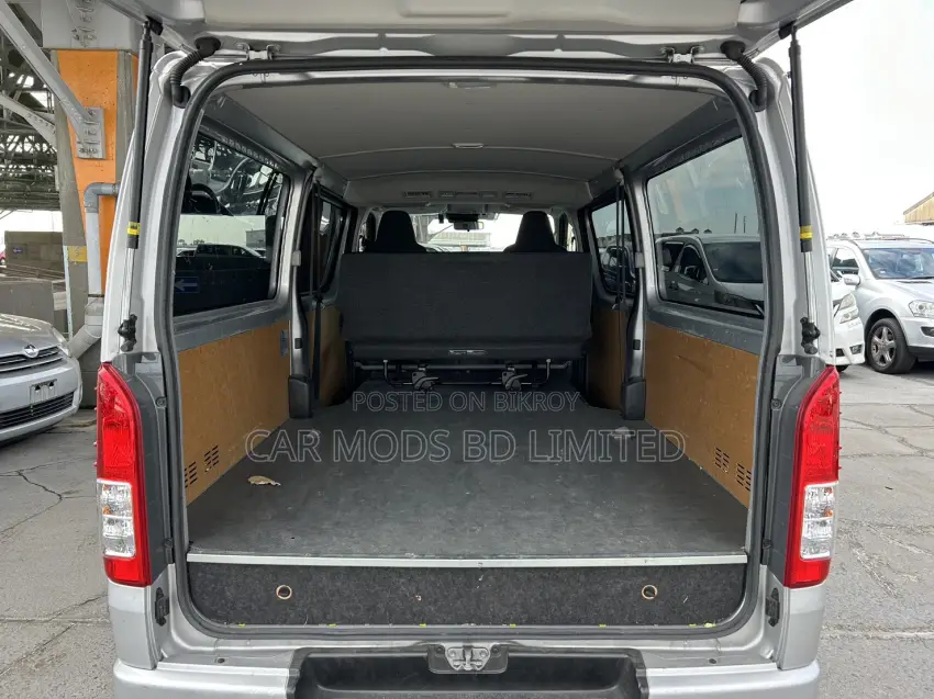 Toyota Hiace Dx GL Dual AC Pkg 2020