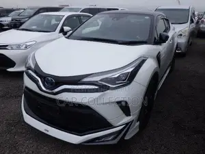 Toyota C-HR G Mode Nero Hy Pearl 2021