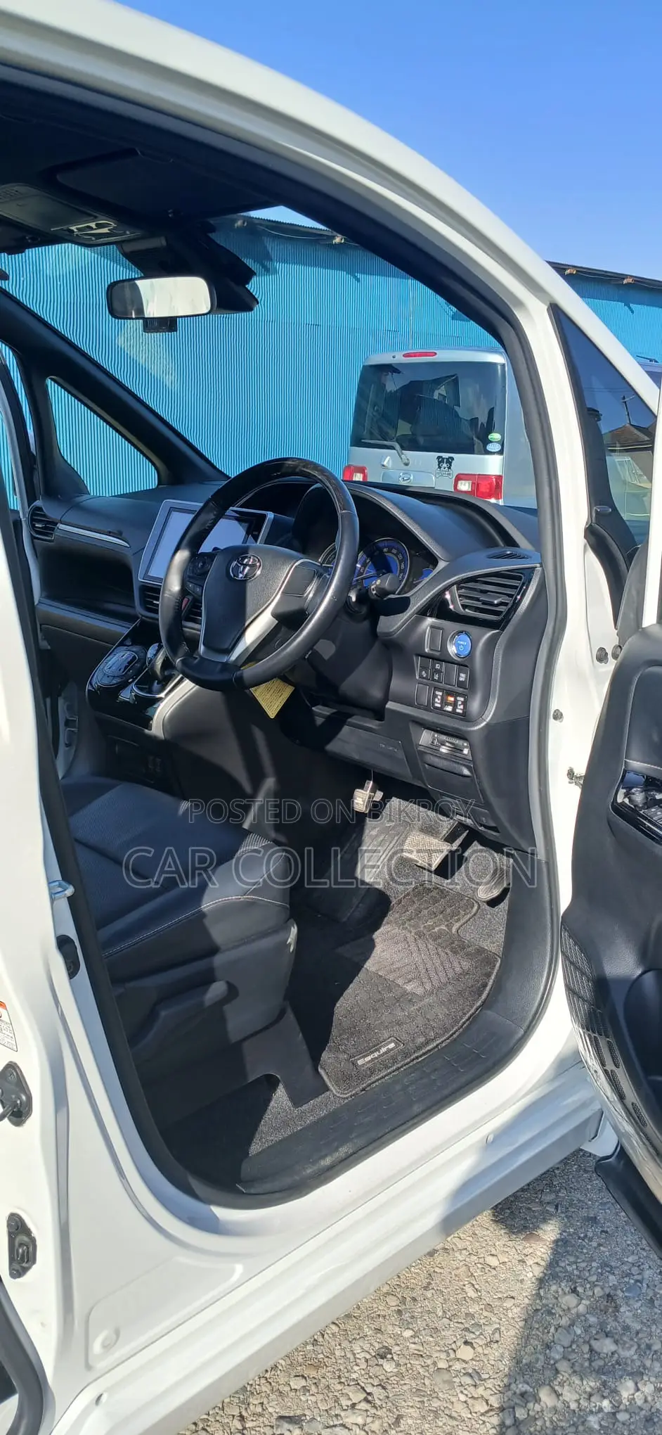 Toyota Esquire GI PREMIUM, 4 POINT 2020