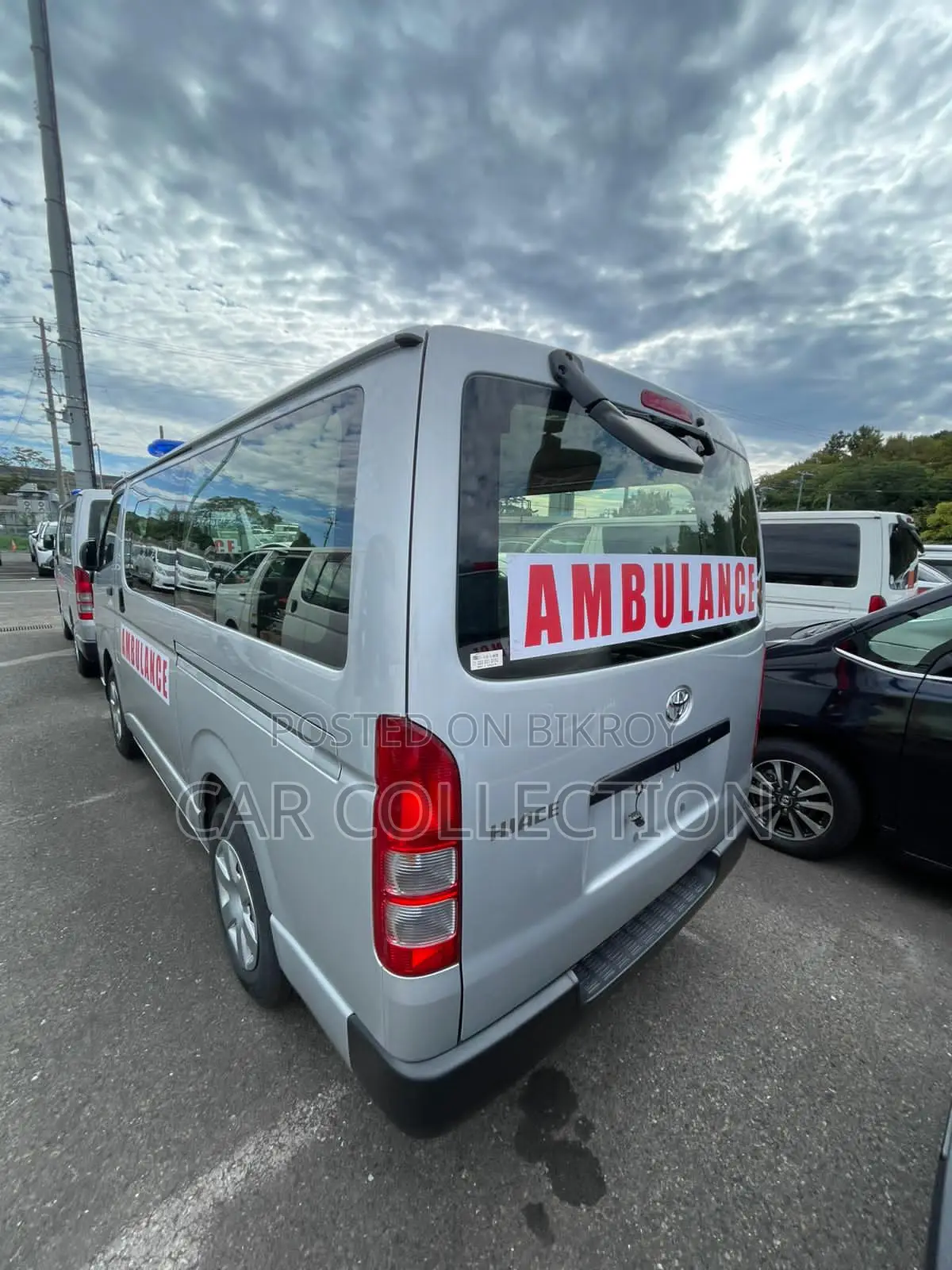 Toyota Hiace Dx Silver 2021