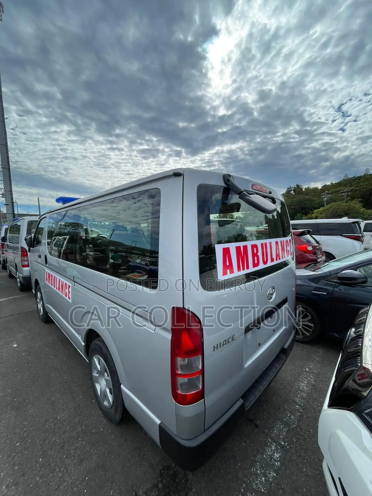 Toyota Hiace Dx Silver 2021