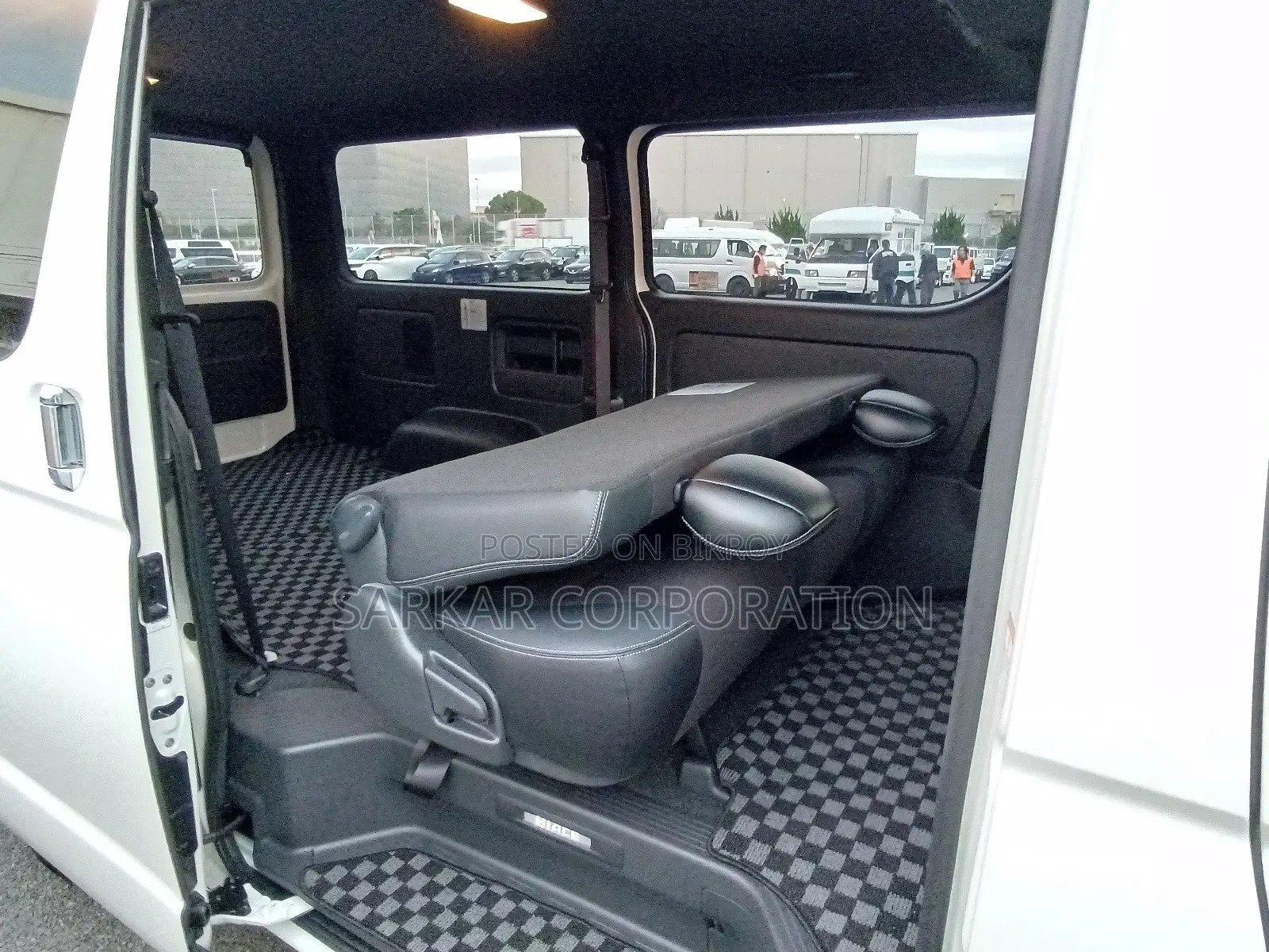 Toyota Hiace Super GL Dark Prime 2020