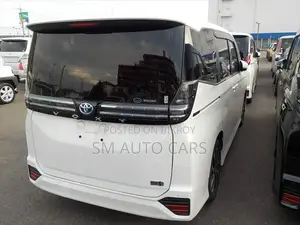 Toyota Voxy Hybrid SZ Pearl New 2022