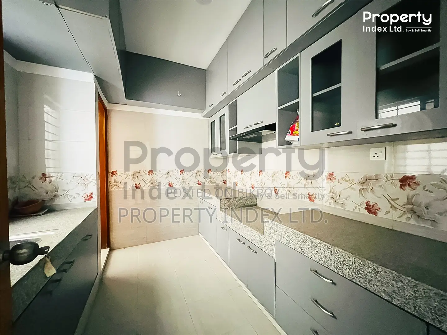 1825 sqft Luxury Apartment for Sale in Sector 4