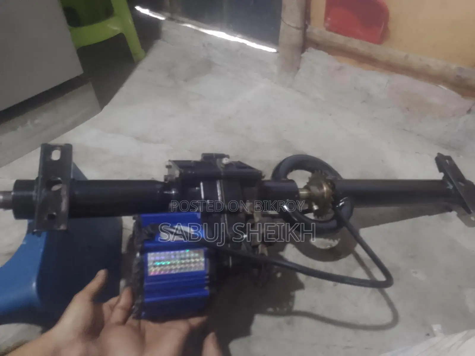 Auto-rickshaw Motor, Differential, 2 Wheels, and Control Box