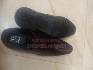 স্টাইলিশ ফরমাল জুতো – Ninherz ব্র্যান্ড সাইজ ৪১ প্রায় নতুন