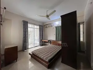 সেক্টর ৪ এ ২১৯১ বর্গফুটের পূর্বমুখী আধুনিক অ্যাপার্টমেন্ট বিক্রয় হবে।