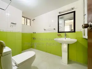 সেক্টর ৪ এ ২১৯১ বর্গফুটের পূর্বমুখী আধুনিক অ্যাপার্টমেন্ট বিক্রয় হবে।