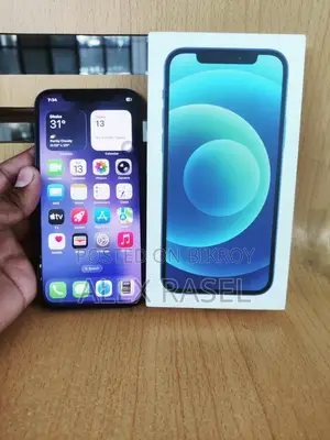 Apple iPhone 12 64GB (Used)