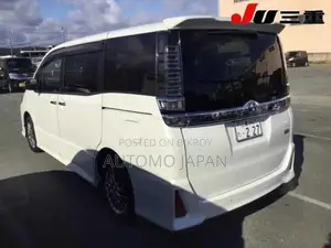 Toyota Voxy ZS KIRAMEKI 3 2021