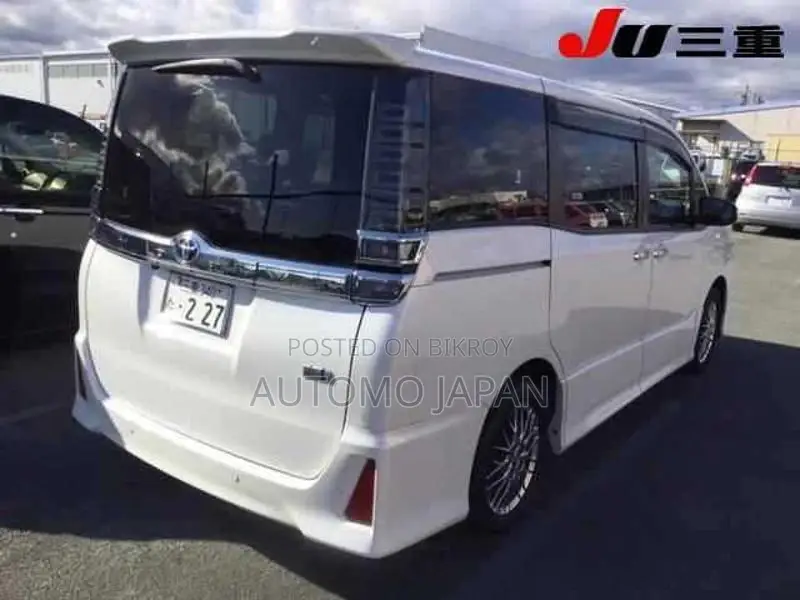 Toyota Voxy ZS KIRAMEKI 3 2021