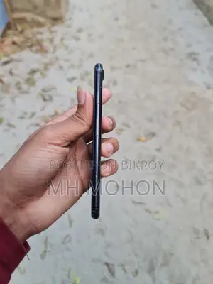 Apple iPhone 7 (Used)