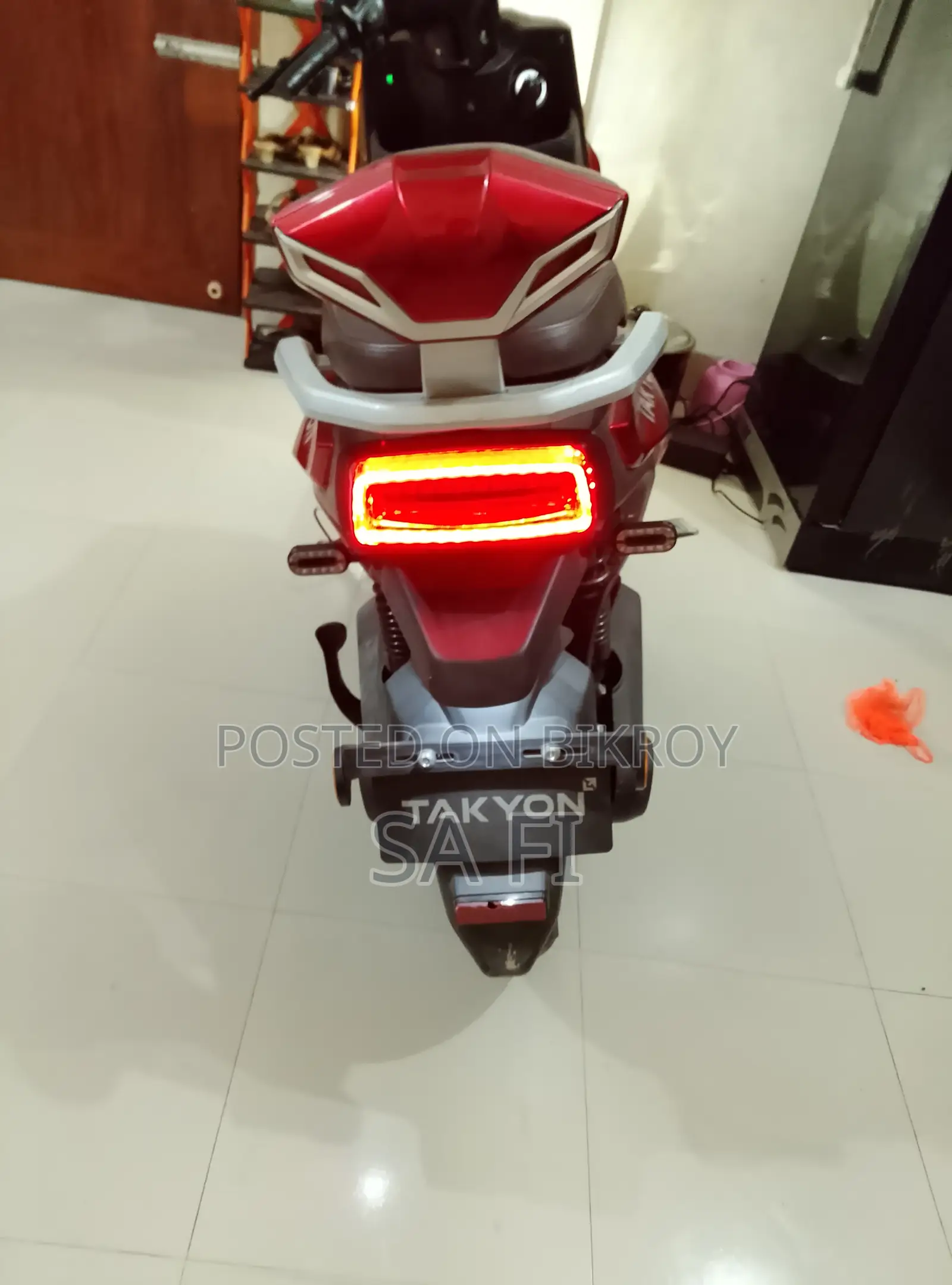 Walton Takyon 1.0 2025