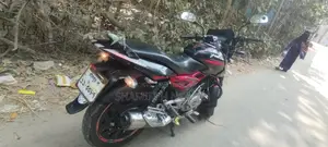 Bajaj Pulsar 150 . 2017