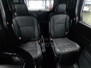Toyota Voxy Non Hybrid SZ Black 2022