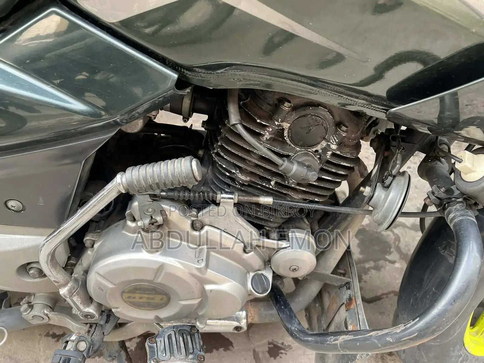 Bajaj Pulsar 150 - 2016
