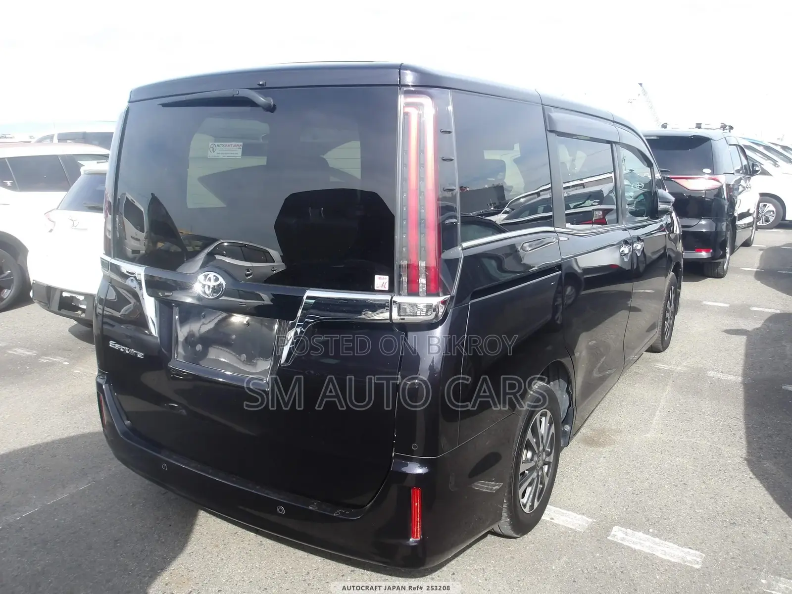 Toyota Esquire Petrol Gi Blackish 2020