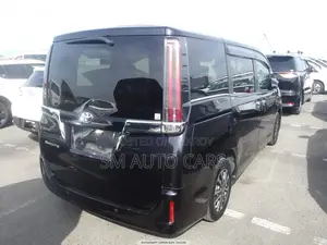 Toyota Esquire Petrol Gi Blackish 2020