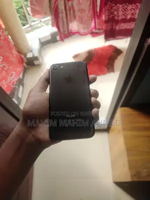 Apple iPhone 7 UK variant (Used)