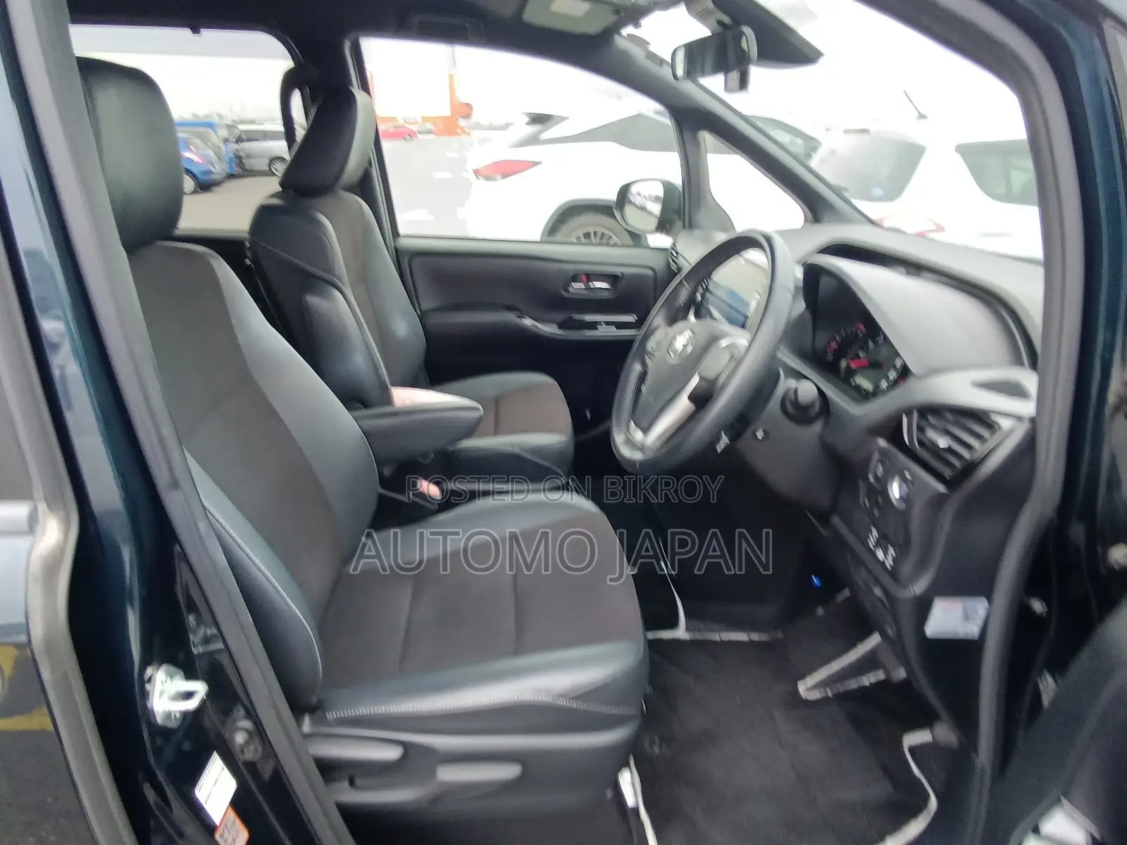 Toyota Noah Si WXB 2020