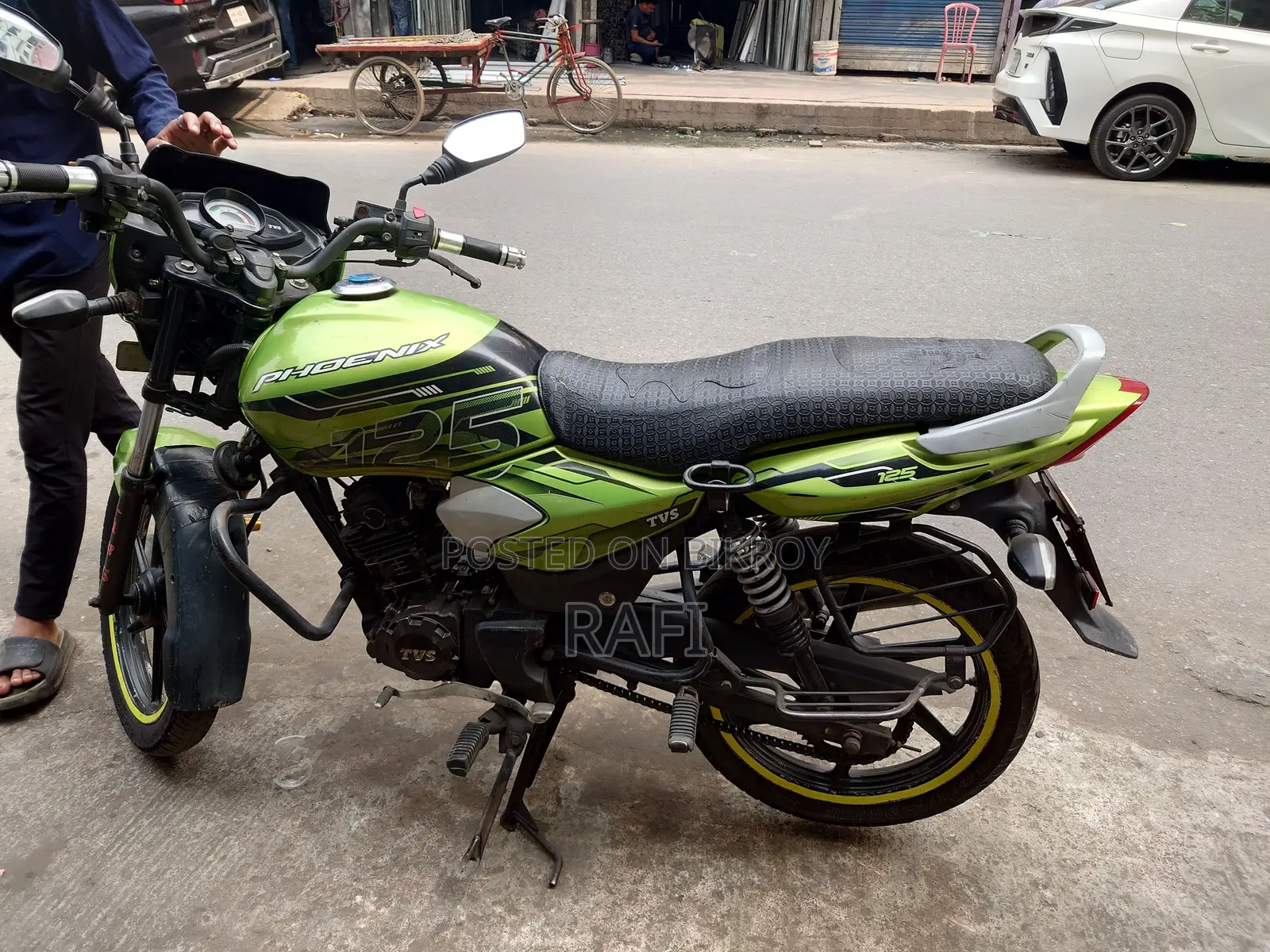 TVS Phoenix 2015