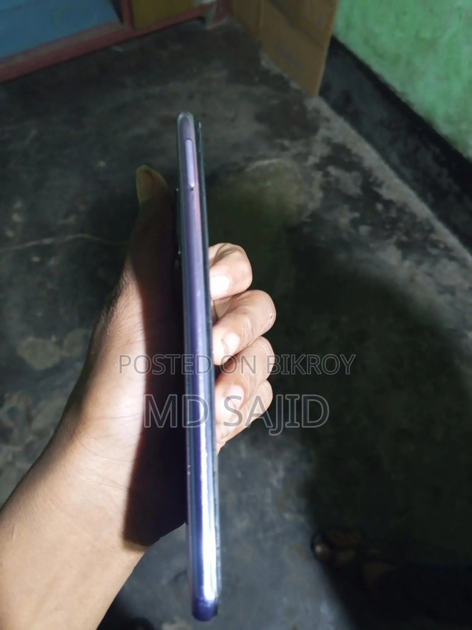Vivo V20 (Used)