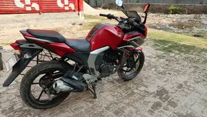 Yamaha Fazer . 2022