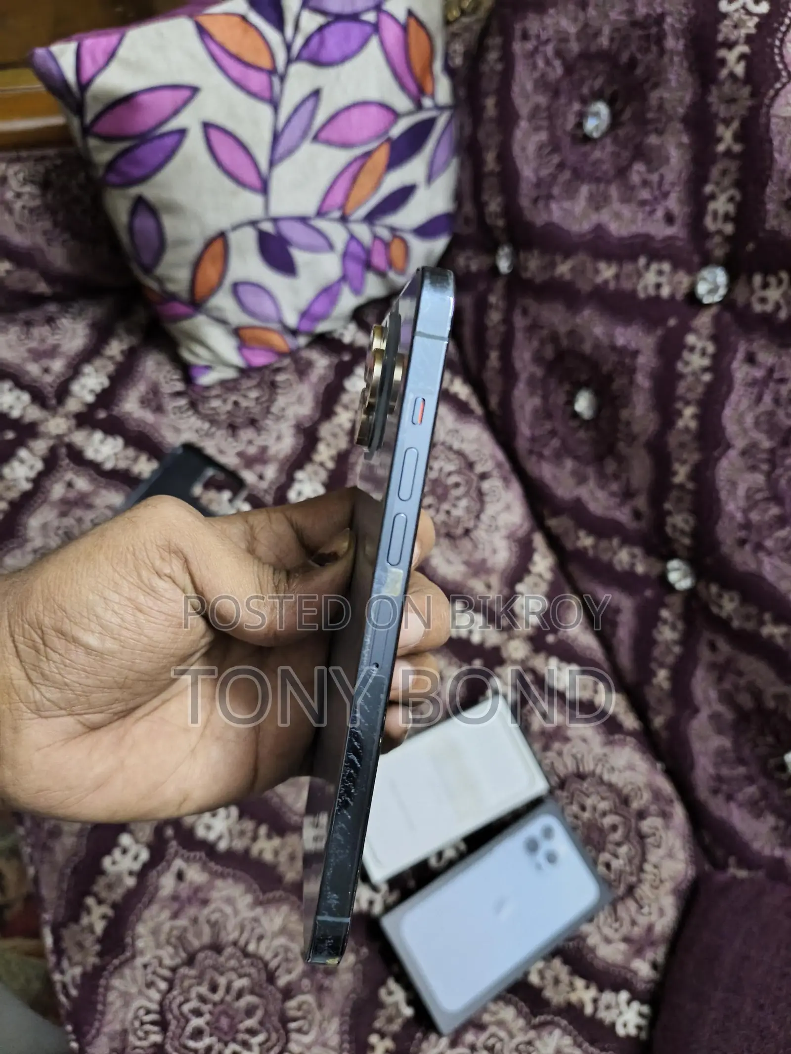 Apple iPhone 13 Pro Max . (Used)