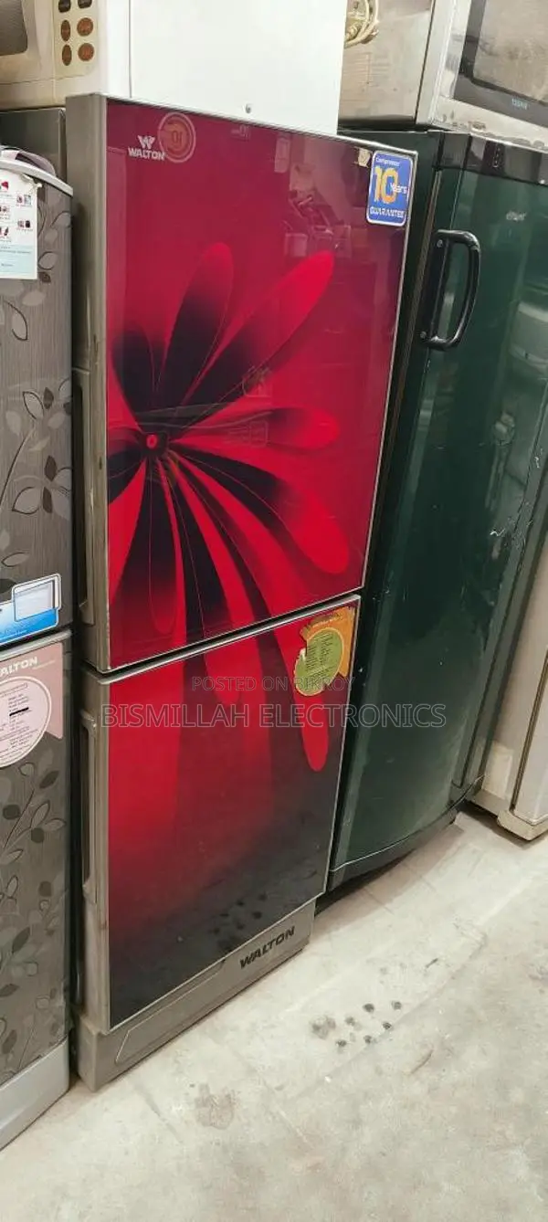 Walton 14 cft glass door FRJ