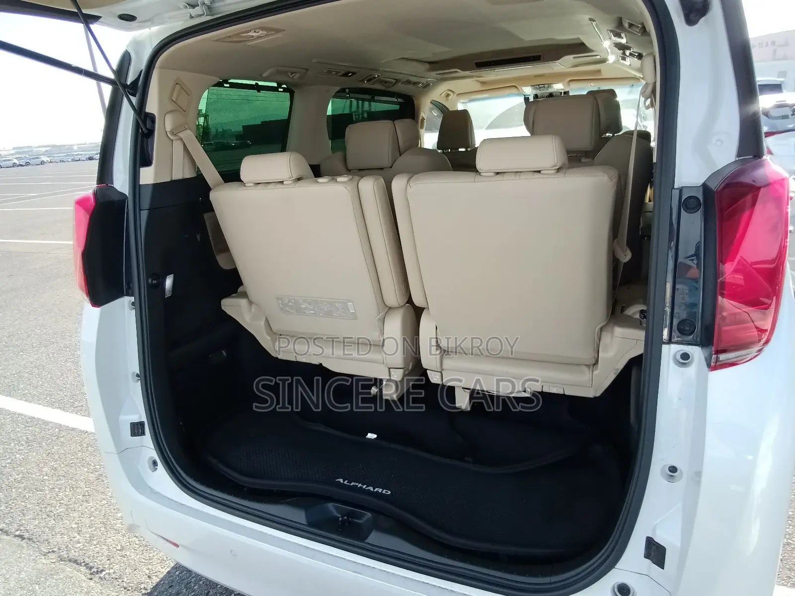 Toyota Alphard EXECUTIVE PKG HYB 2020