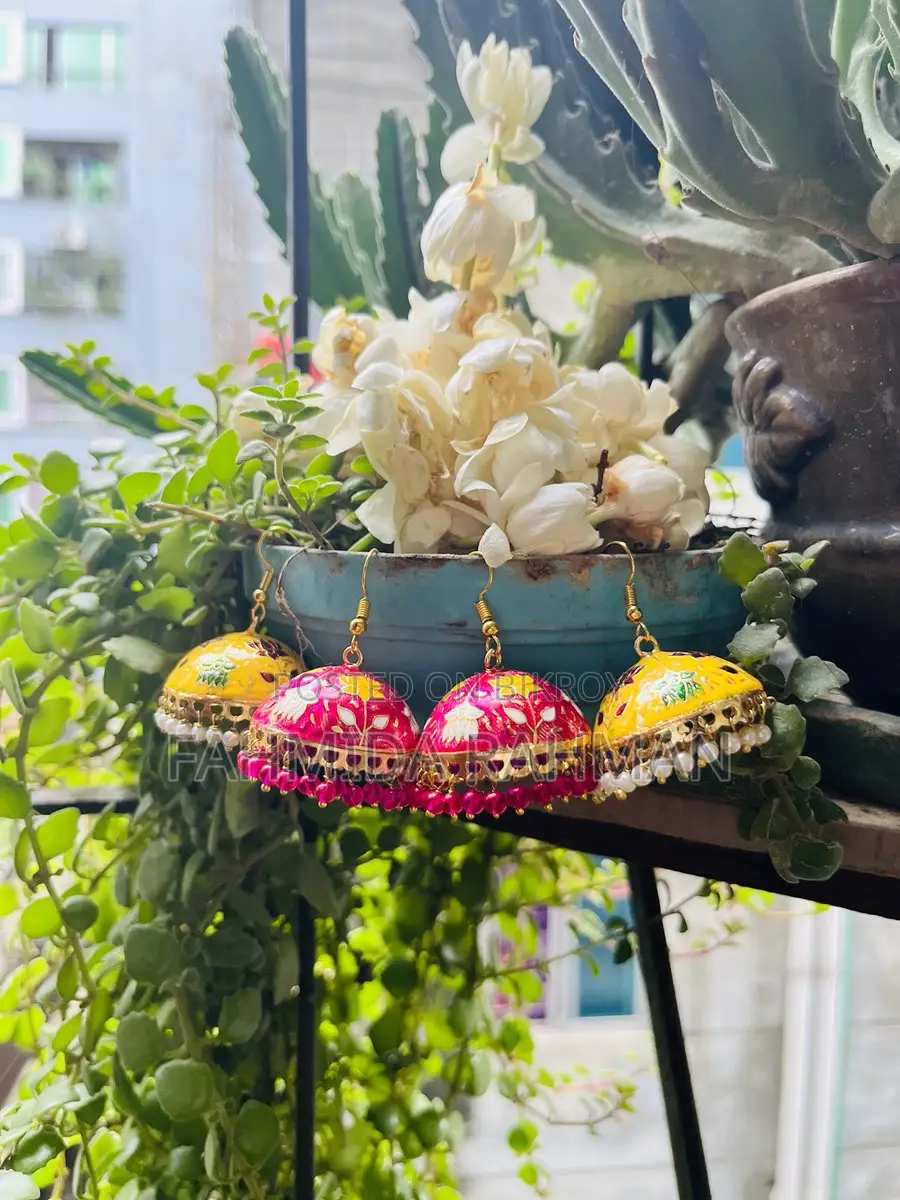 Earring for sale