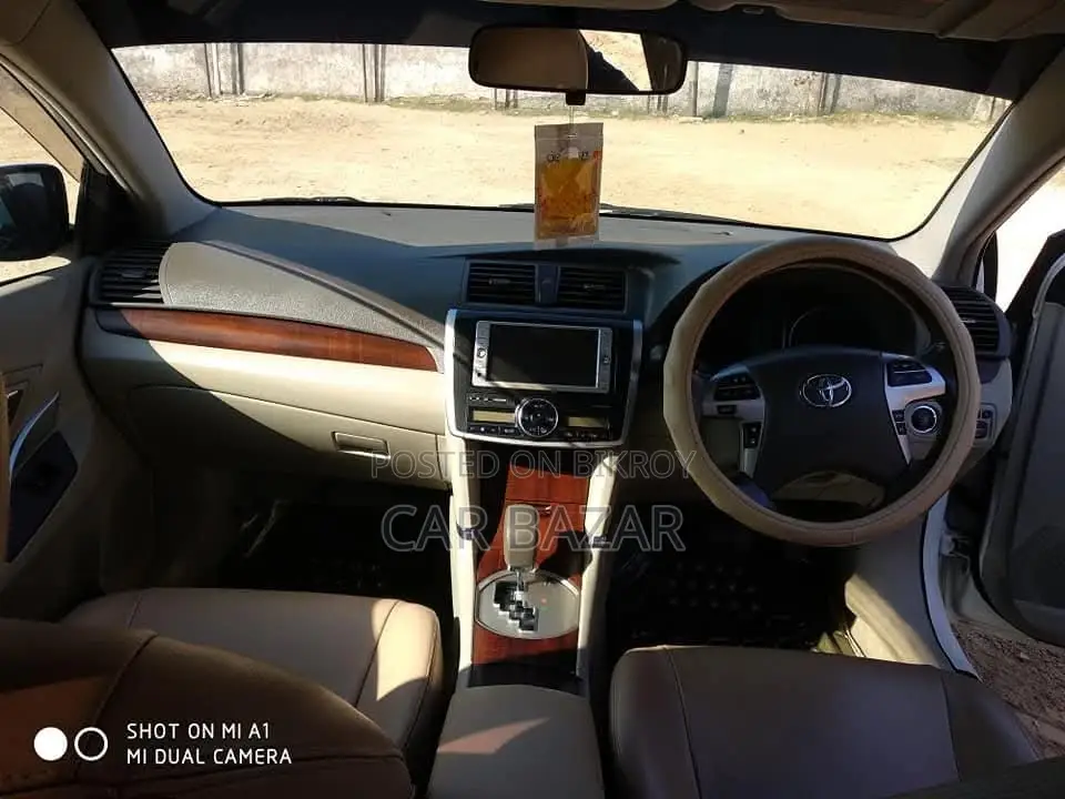 Toyota Allion G PRO EDITION PUSH 2010