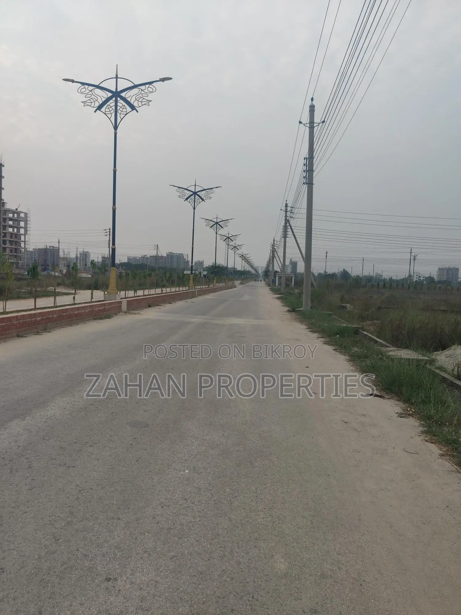 Bashundhara L Block 06 Katha South Face Plot for Sale
