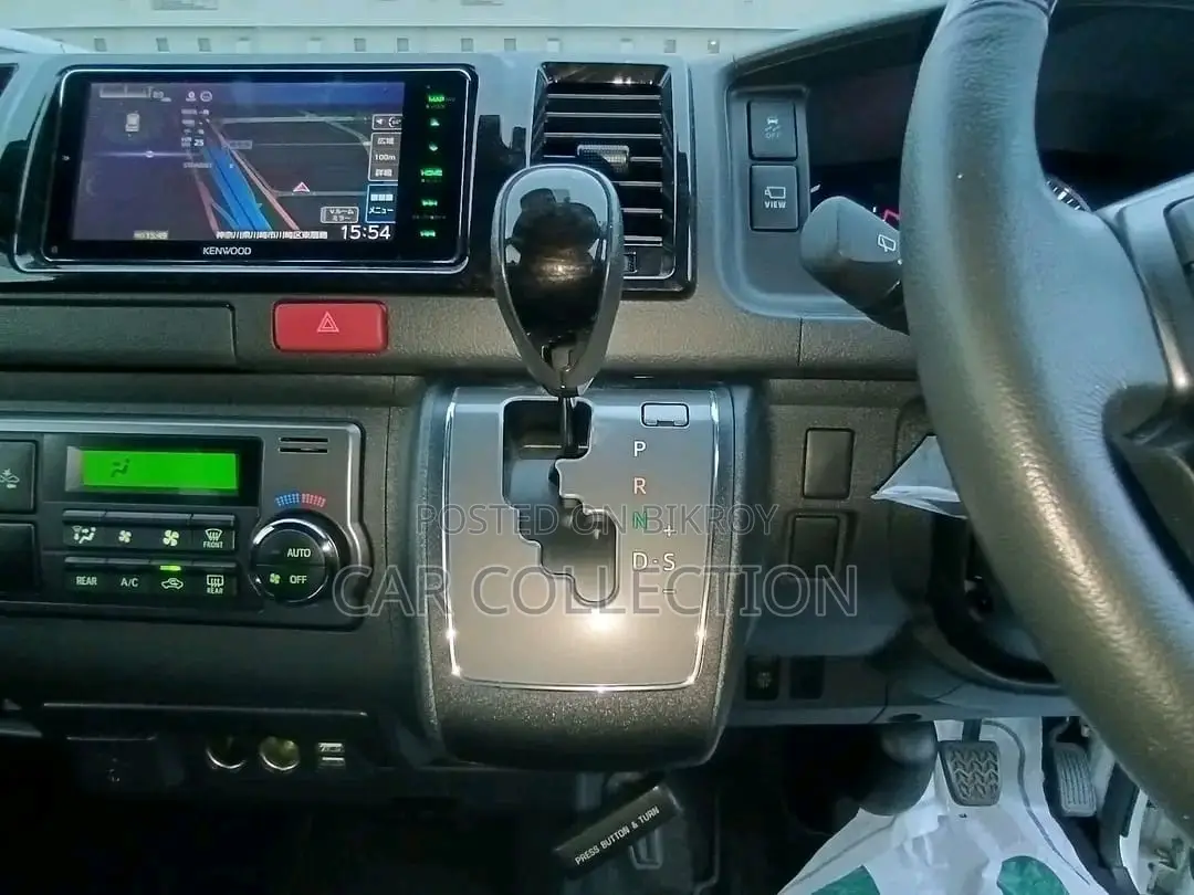 Toyota Hiace super GL 2021