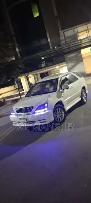 Lexus Harrier 2000