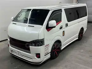 Toyota Hiace SGLCobraEditionPearl 2022