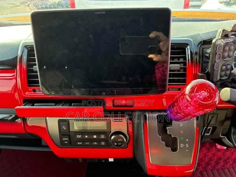 Toyota Hiace SGLCobraEditionPearl 2022