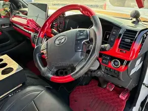 Toyota Hiace SGLCobraEditionPearl 2022