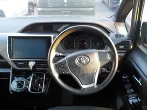 Toyota Noah Si WXB 2020