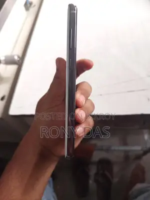 Samsung Galaxy S10 Plus (Used)