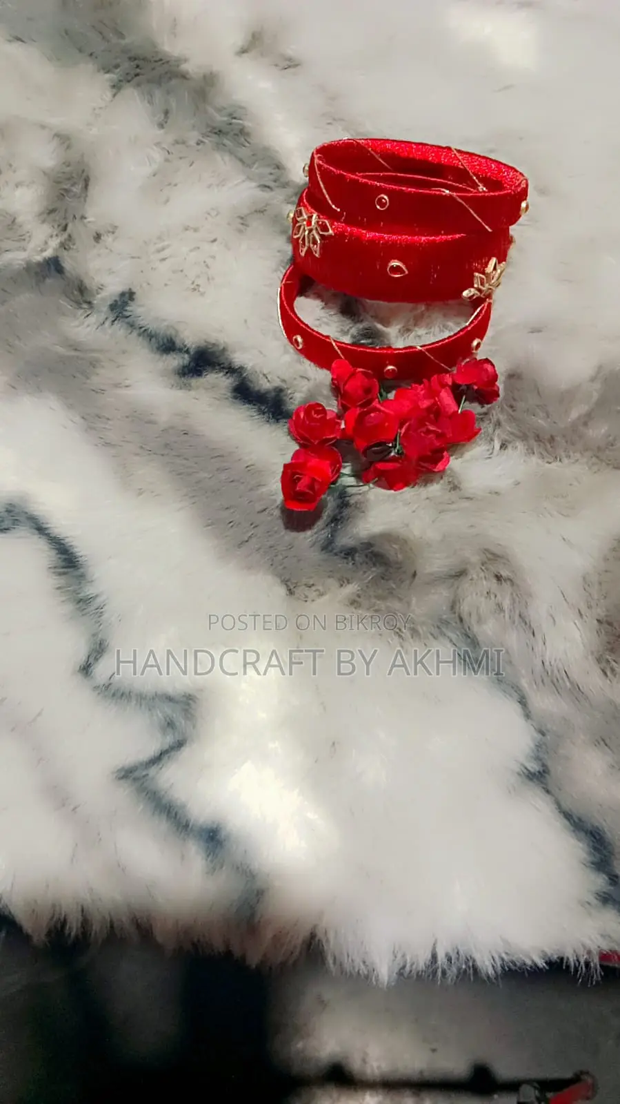 Exclusive Handmade Silk Thread and Kundan Bangle Set (Red-Black)