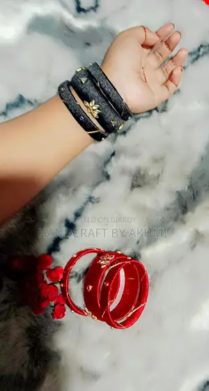 Exclusive Handmade Silk Thread and Kundan Bangle Set (Red-Black)