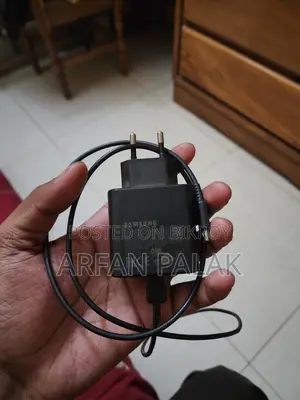 Samsung Galaxy S22 Ultra (Used)